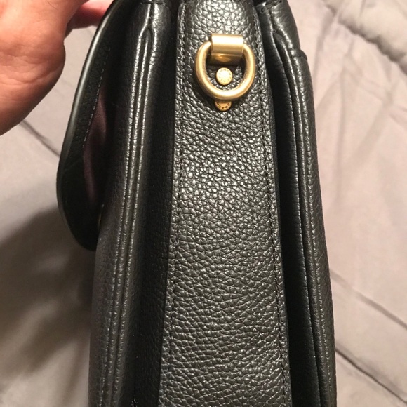 Coach Cassie - Picture 6 of 6